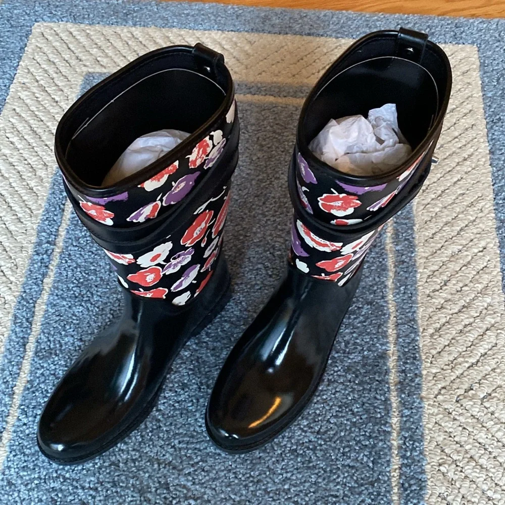 BNWT Coach Black Rain Boots with Red, Purple & White Floral Print - Picture 14 of 16